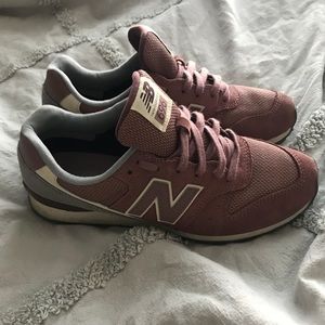 New Balance size 8